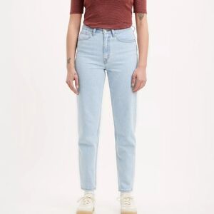 Levi's 80s Mom Jeans 29 x 30 Classic Light Wash High Rise Tapered Leg New